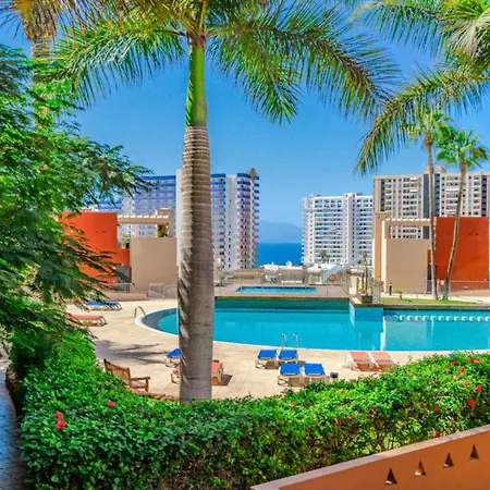 Global Vista Oceano Y Piscinas Paraiso 8150 度假居